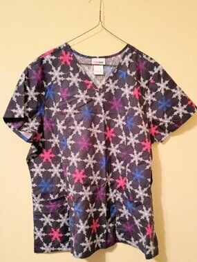 ScrubStar Women's XL Scrub Top Black Colorful Snowflake Holiday Medical Uniform